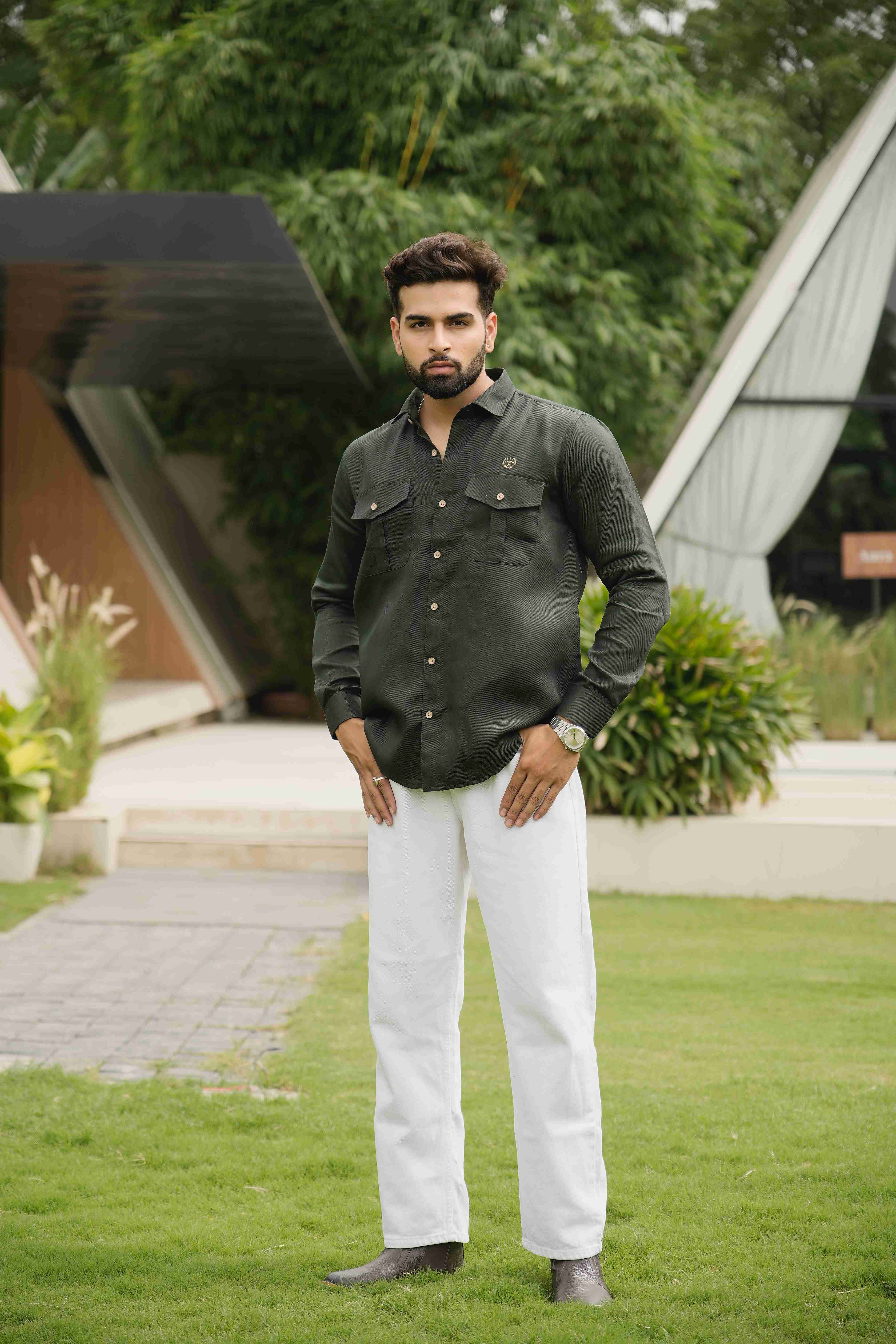 Utility Style Shirt – Emerald Green with Box Pleats & Dual Pockets