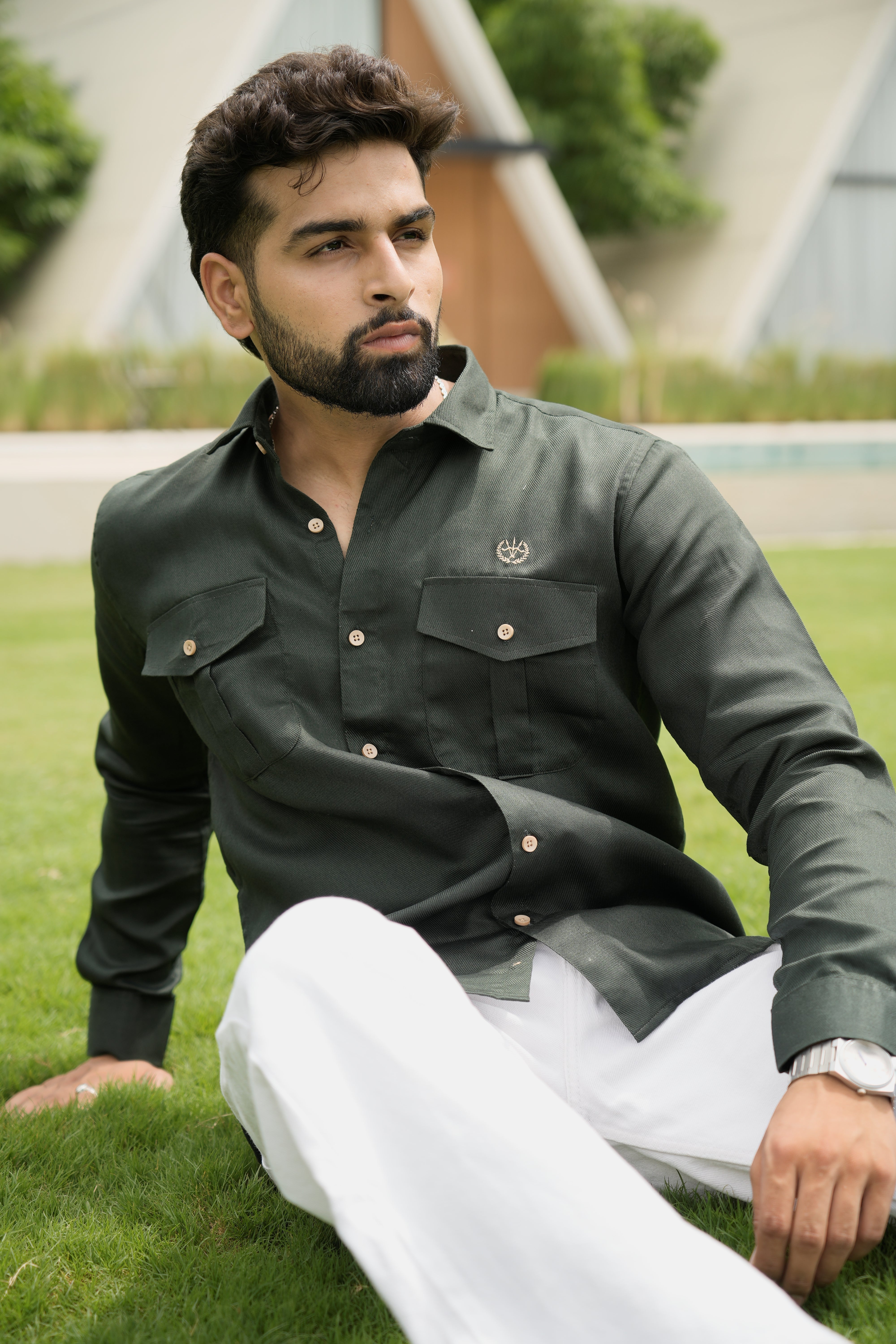 Utility Style Shirt – Emerald Green with Box Pleats & Dual Pockets